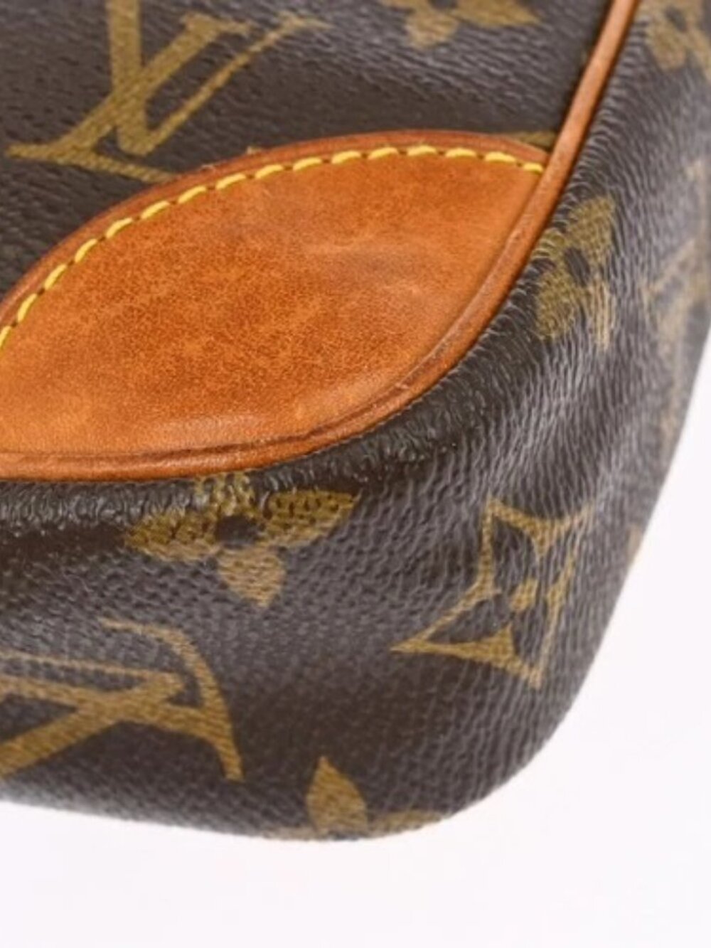 Best02 LOUIS VUITTON DANUBE SHOULDER BAG MONOGRAM M45266 SL0926 NQ05736 - Picture 4 of 16